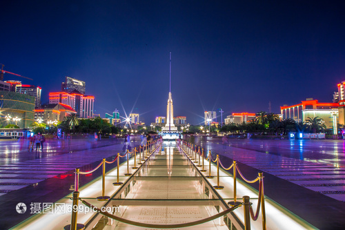 南昌八一广场夜景