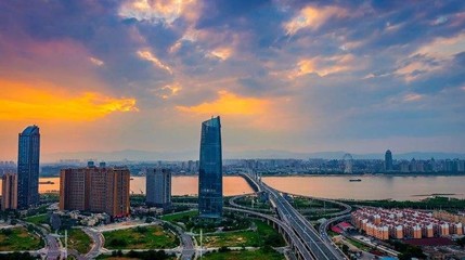 【展望2020】2019南昌大事件总结:城建、医疗、教育走向新篇章